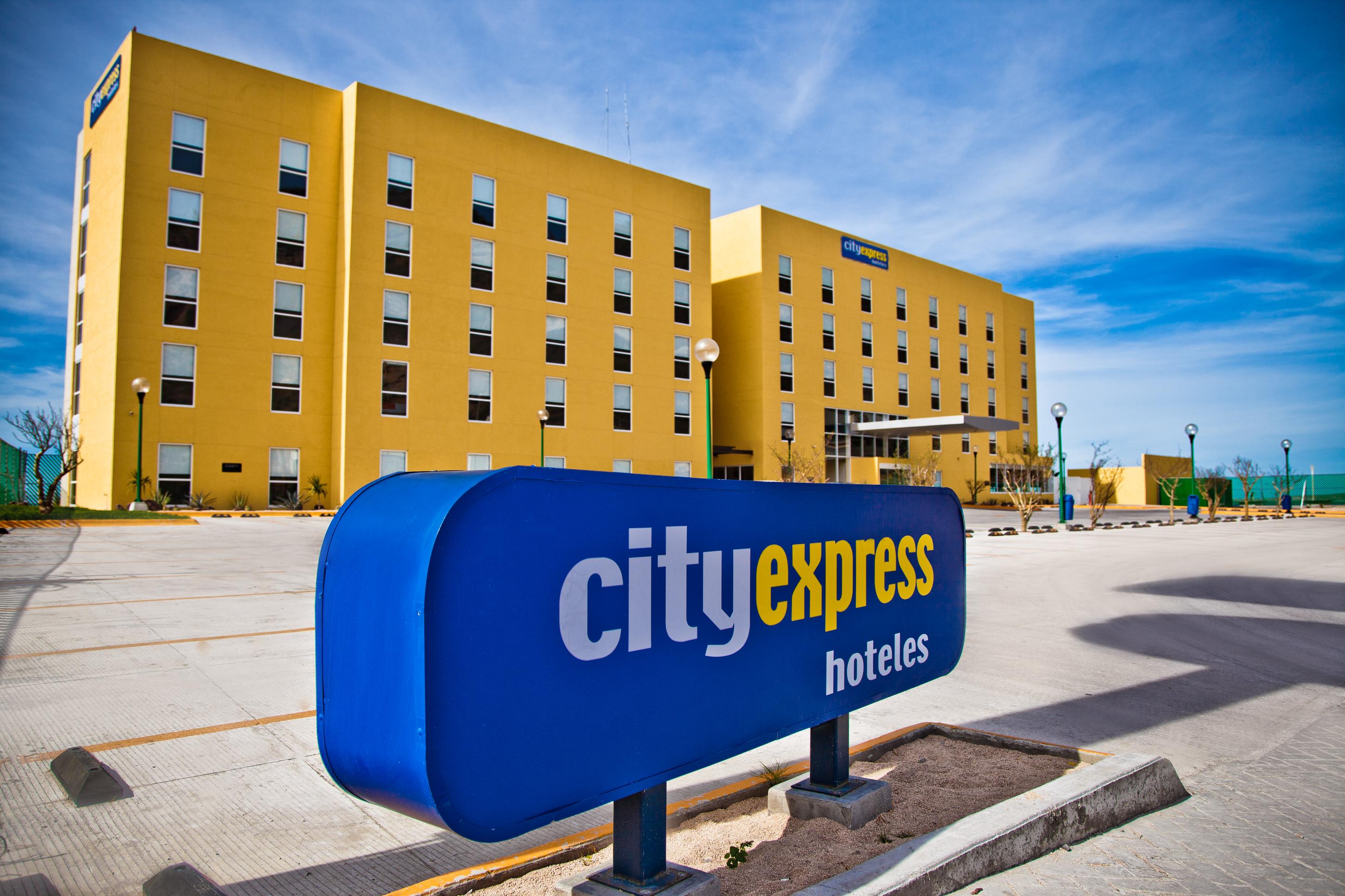 City Express By Marriott La Paz Extérieur photo
